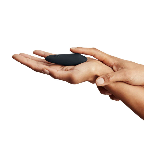 We-Vibe Moxie+ Wearable Clitoral Vibrator Black