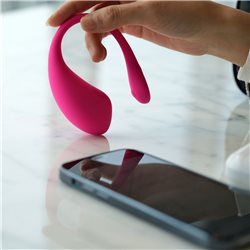 Lush 3 Bluetooth Wearable Vibrating Egg Pink